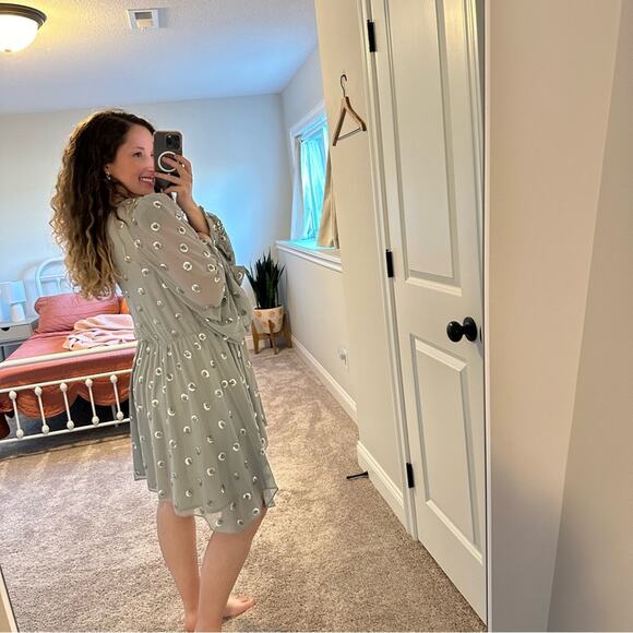 NWT REVOLVE Lovers + Friends Gray Sparkle Polka Dot Mini Dress Large - Picture 2 of 13